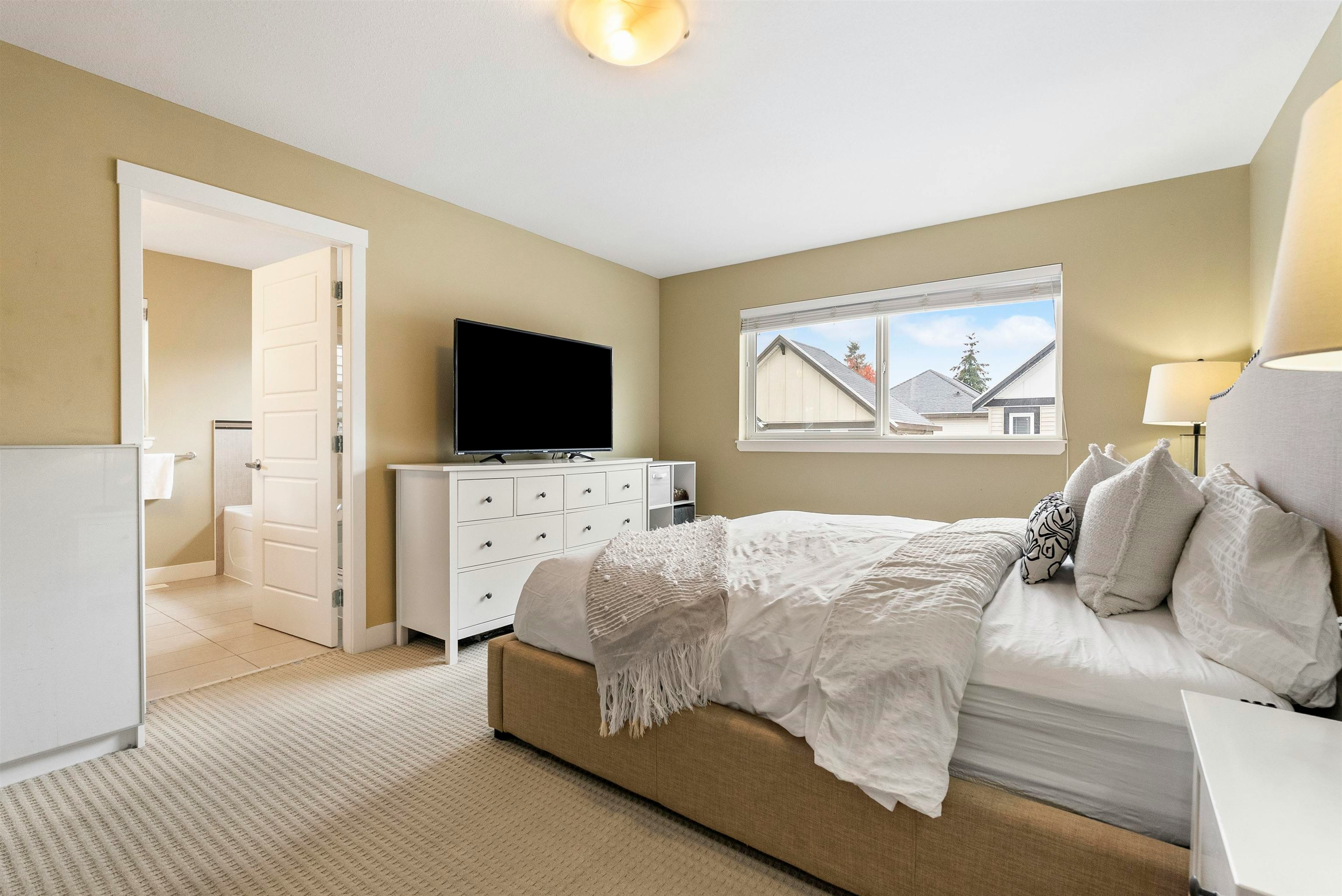 7116 195a Street, Surrey, BC, V4N 5Z5 - 14