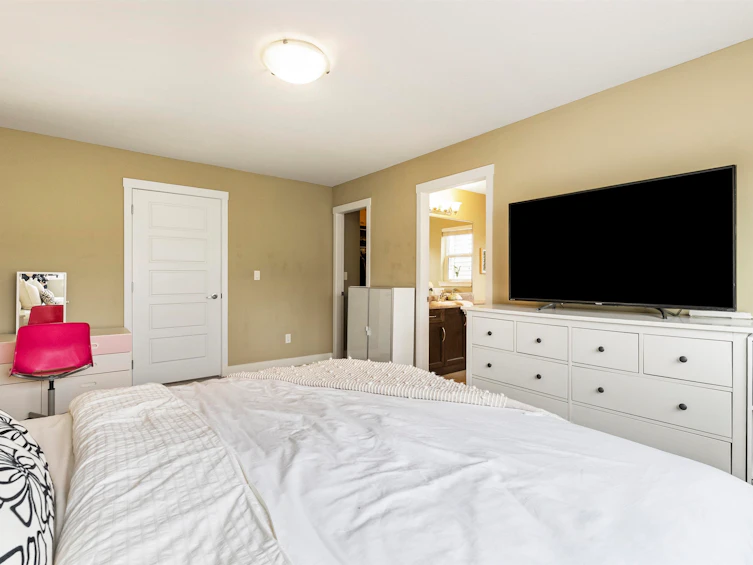 7116 195a Street, Surrey, BC, V4N 5Z5 - 15