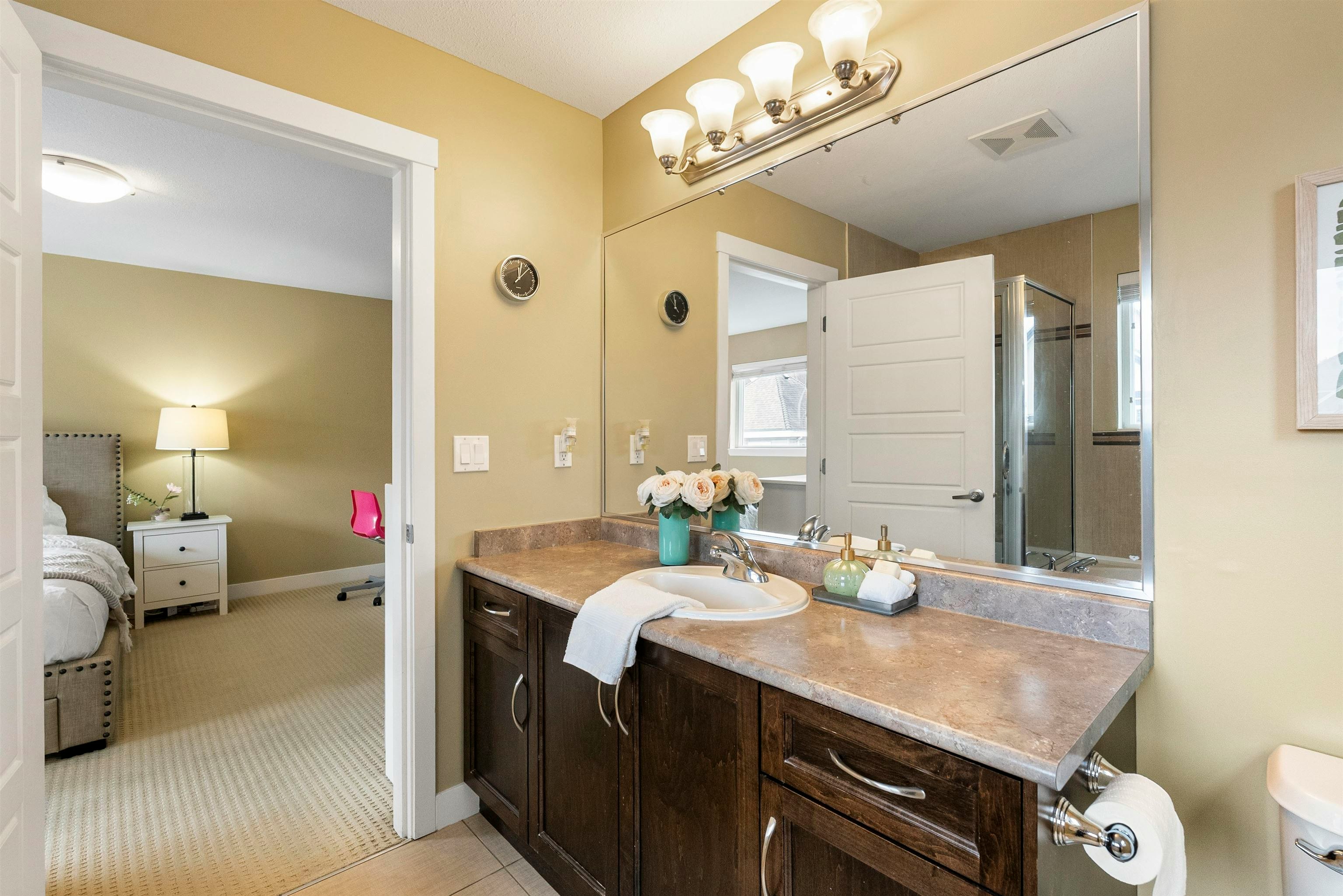 7116 195a Street, Surrey, BC, V4N 5Z5 - 16