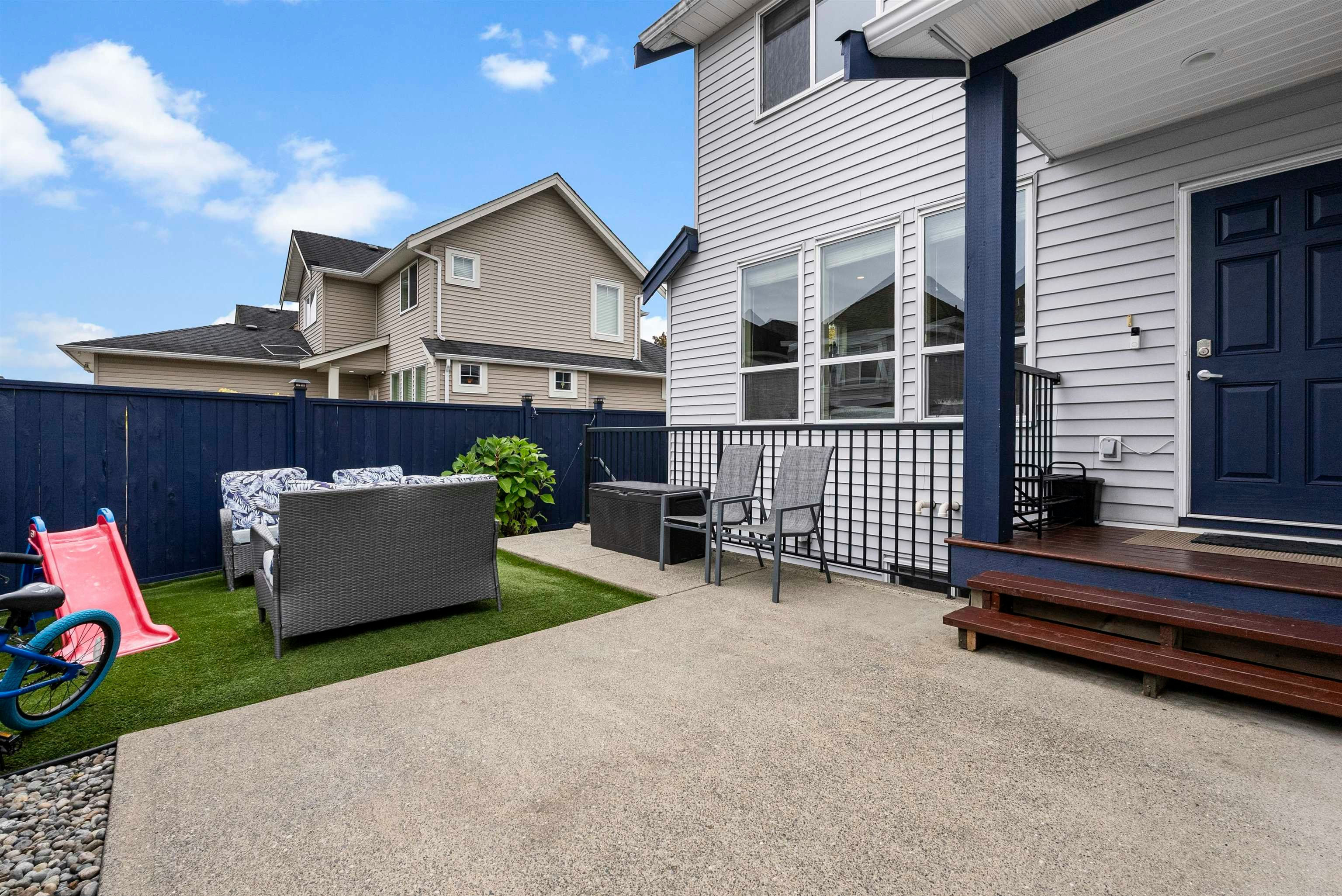 7116 195a Street, Surrey, BC, V4N 5Z5 - 36