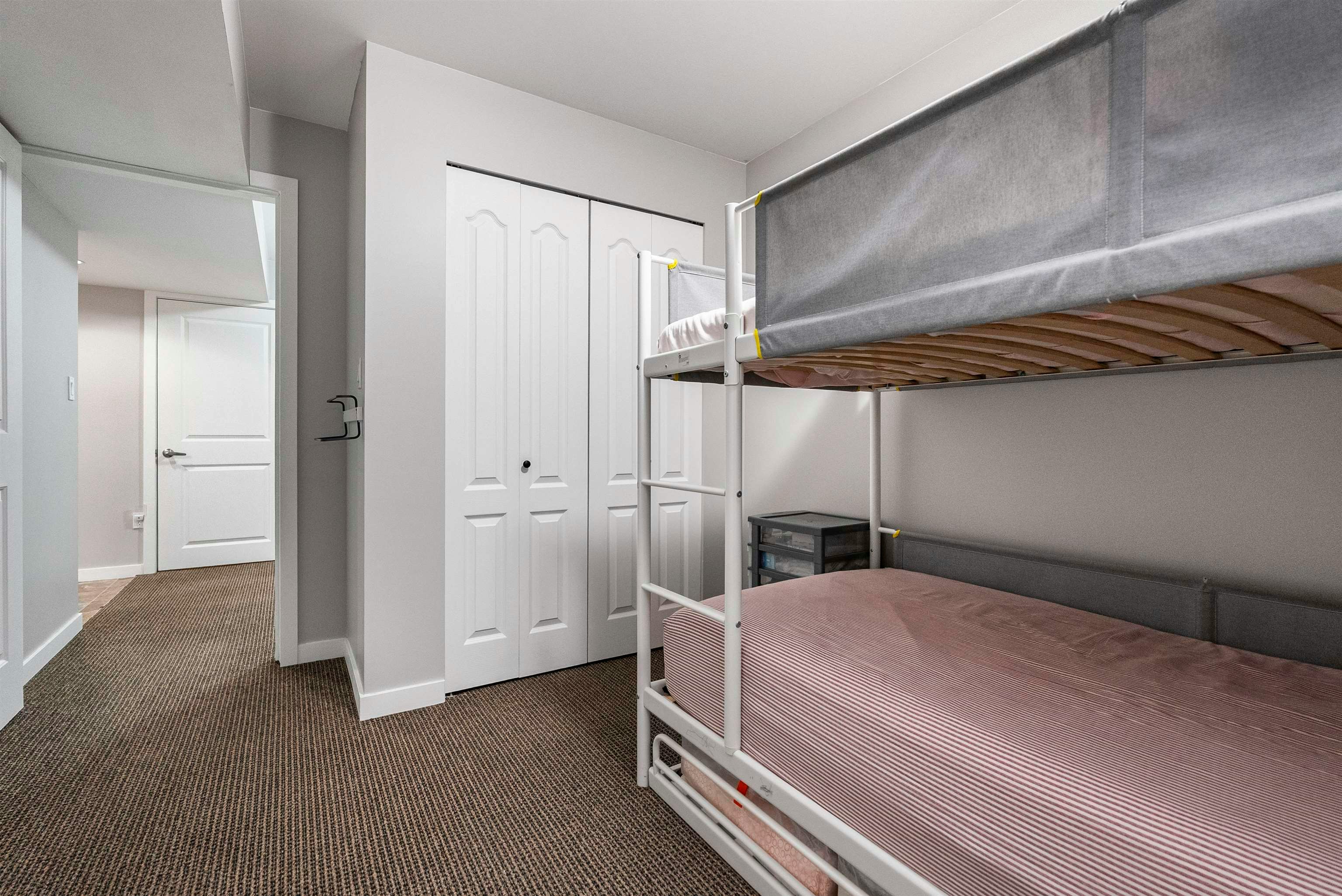 7116 195a Street, Surrey, BC, V4N 5Z5 - 33