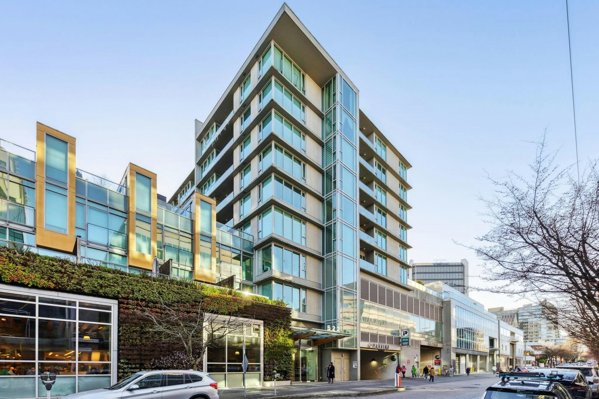 205-522 8th Avenue, Vancouver, BC, V5Z 0A9