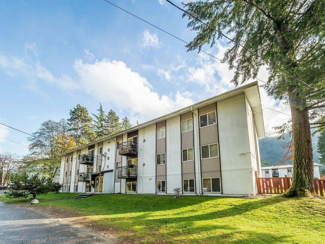 92-38179 Westway Avenue, Squamish, BC, V8B 0Y4