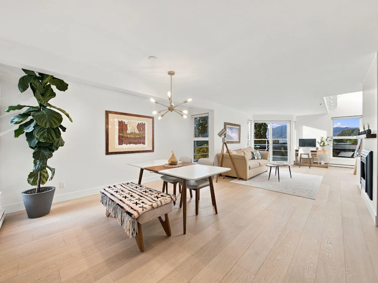 2240 York Avenue, Vancouver, BC, V6K 1C6 - 10