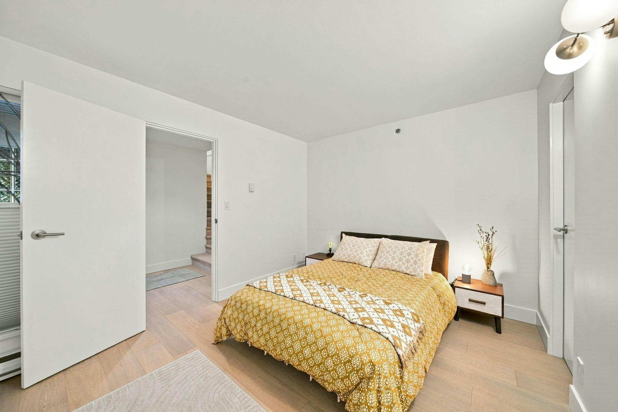 2240 York Avenue, Vancouver, BC, V6K 1C6 - 25