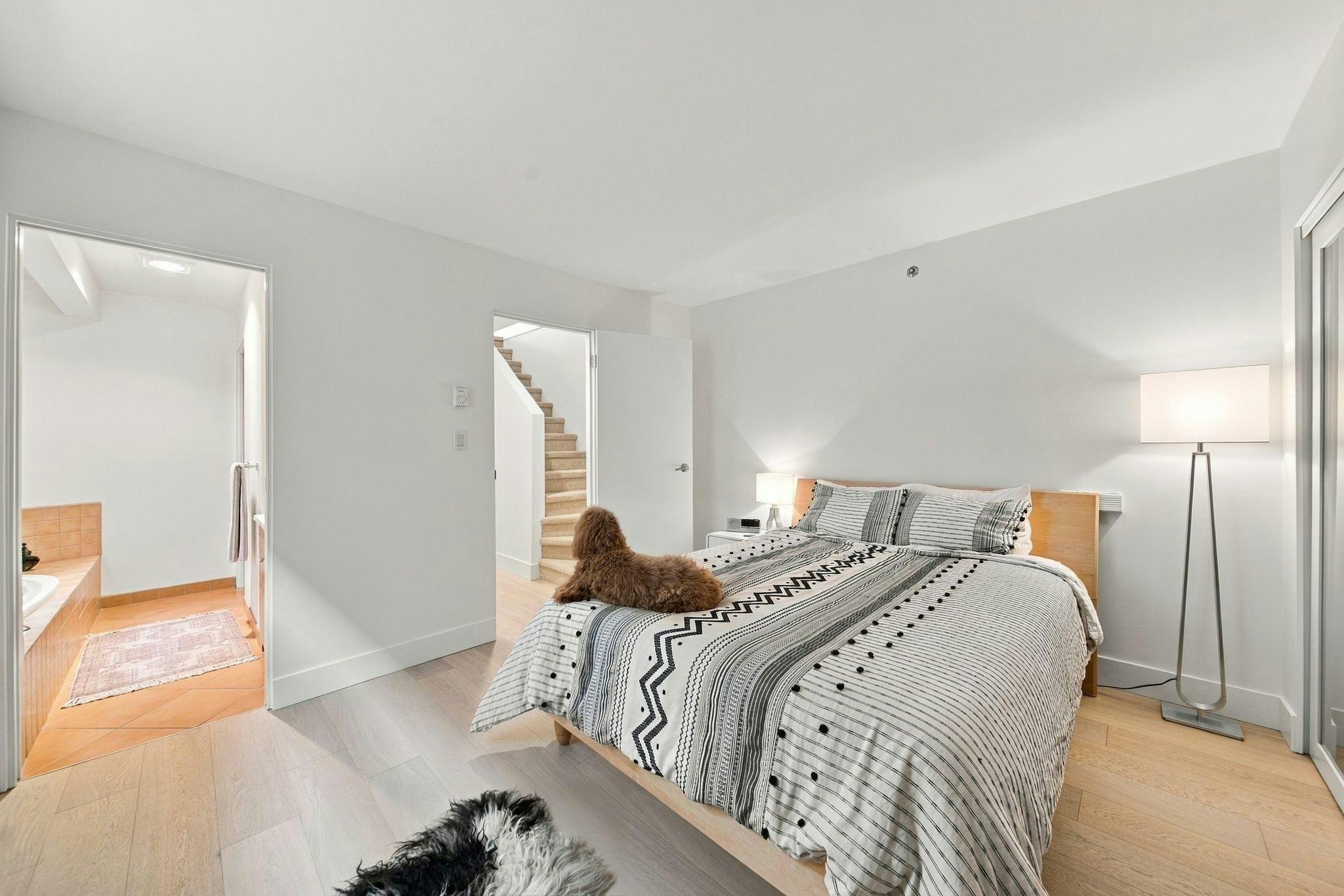 2240 York Avenue, Vancouver, BC, V6K 1C6 - 21