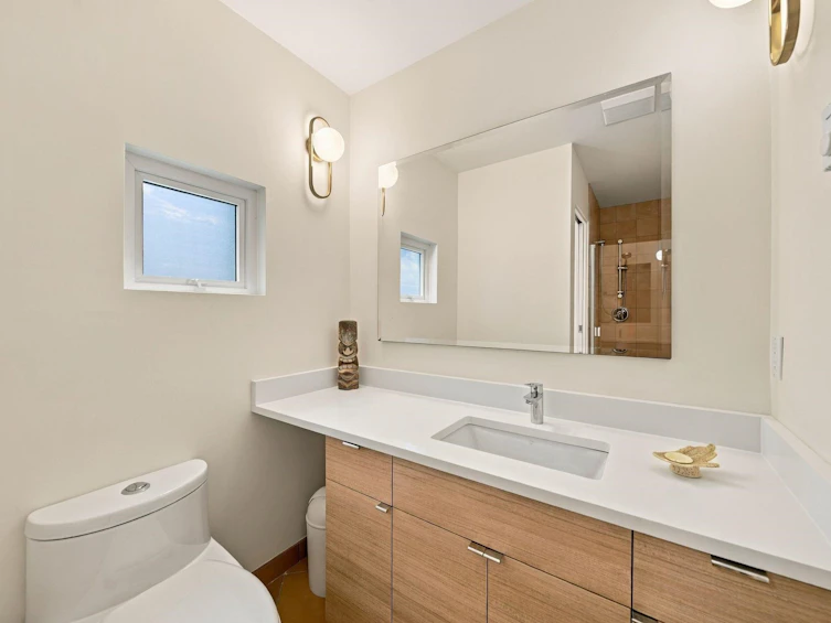 2240 York Avenue, Vancouver, BC, V6K 1C6 - 30