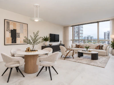 1802-9633 Manchester Drive - 4