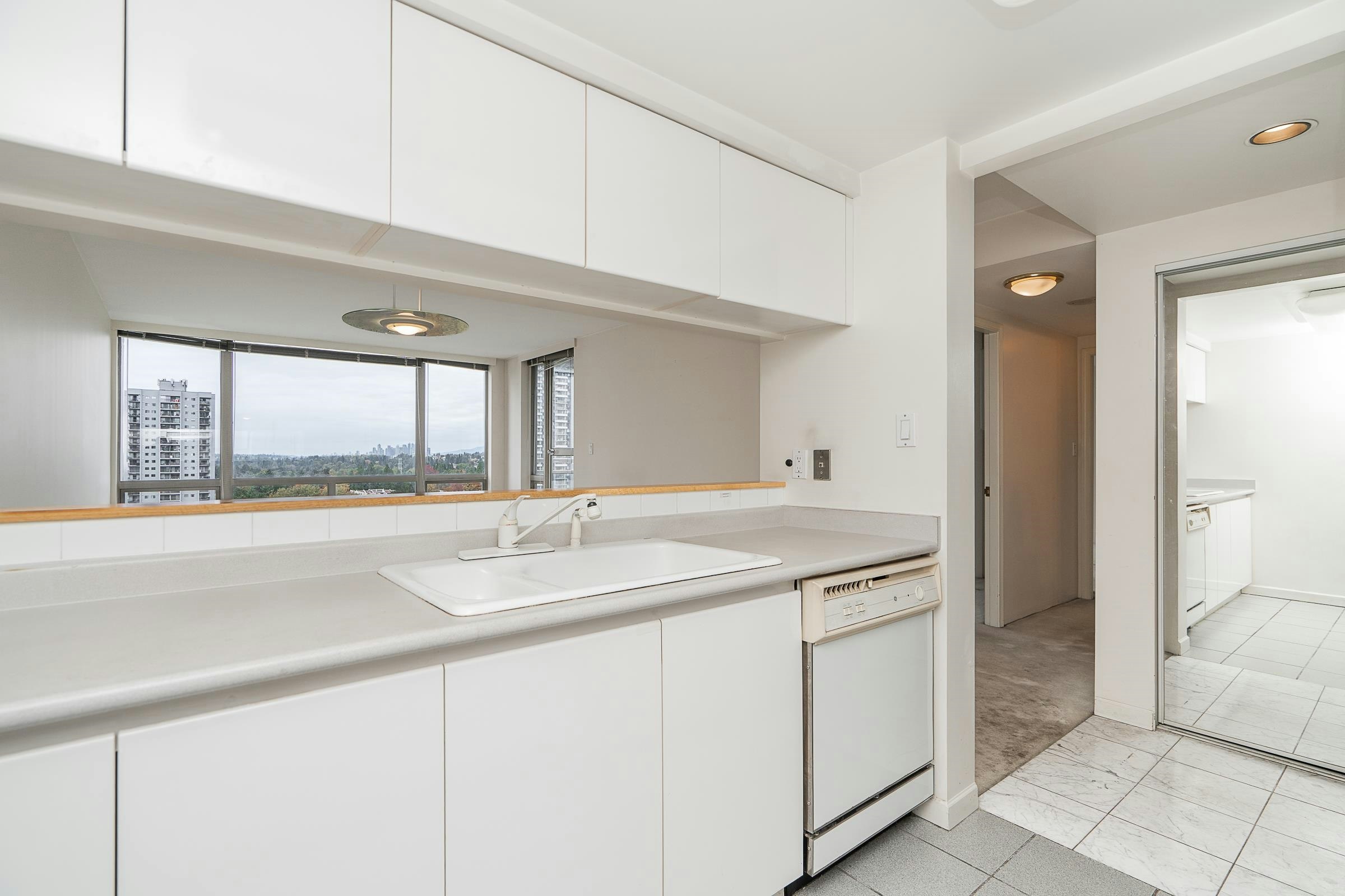 1802-9633 Manchester Drive, Burnaby, BC, V3N 4Y9 - 14