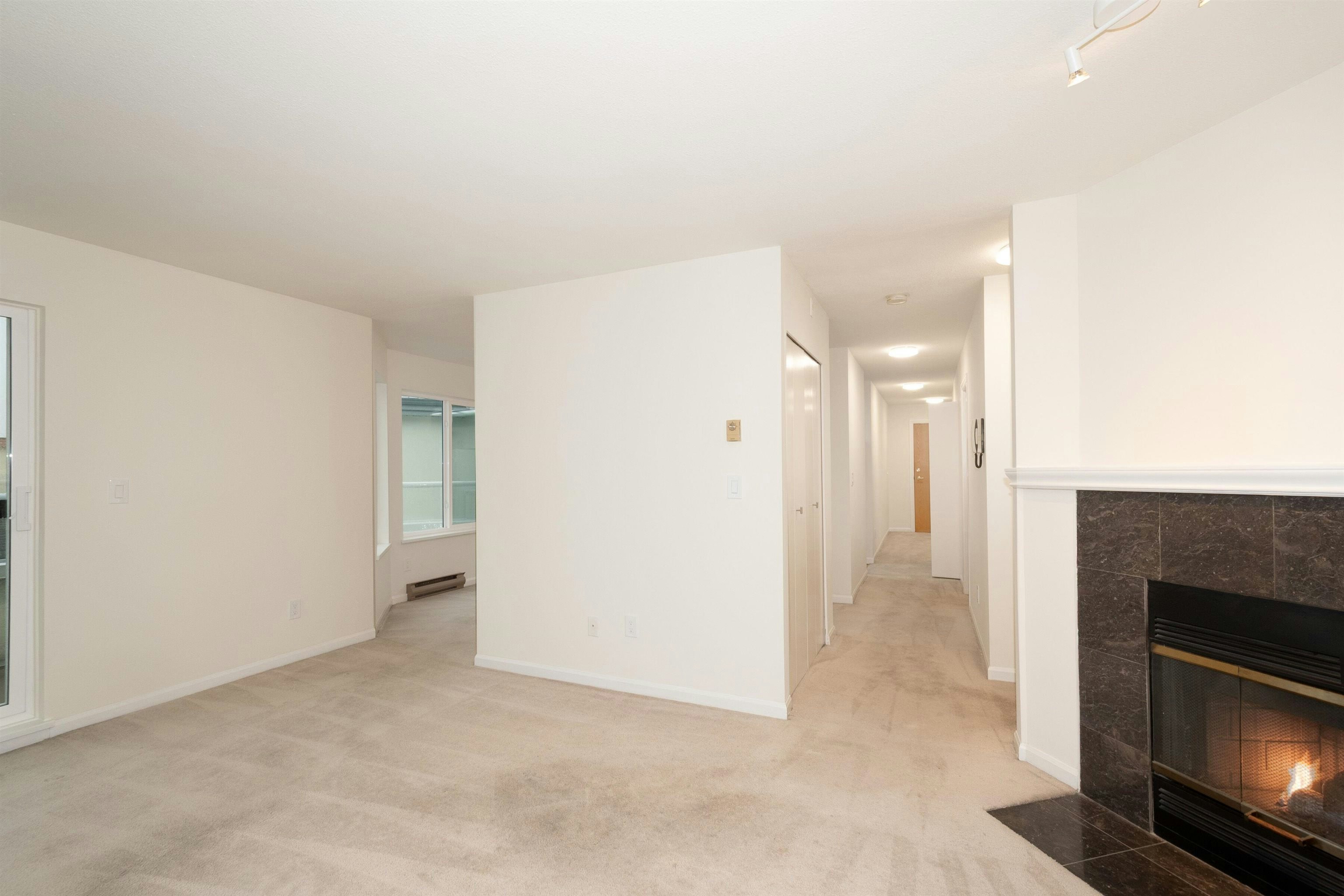 203-7600 Francis Road, Richmond, BC, V6Y 1A2 - 7