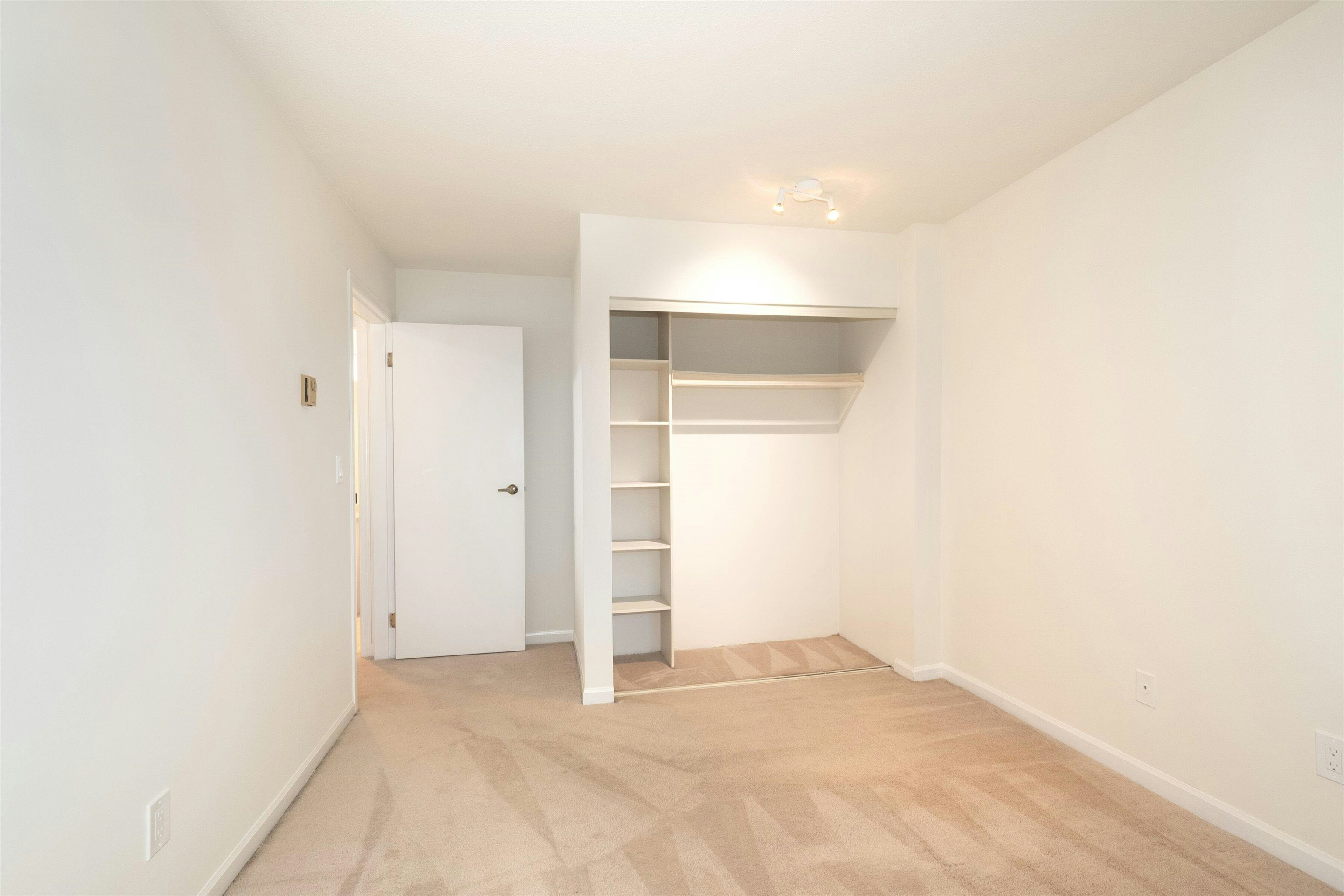 203-7600 Francis Road, Richmond, BC, V6Y 1A2 - 28