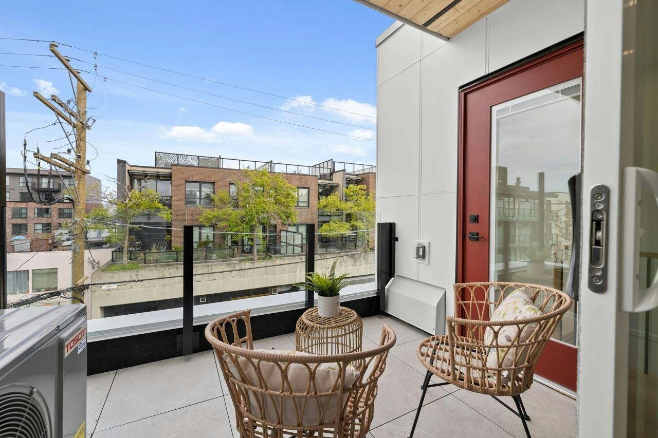 102-2137 E Pender Street, Vancouver, BC, V5L 1X3 - 23