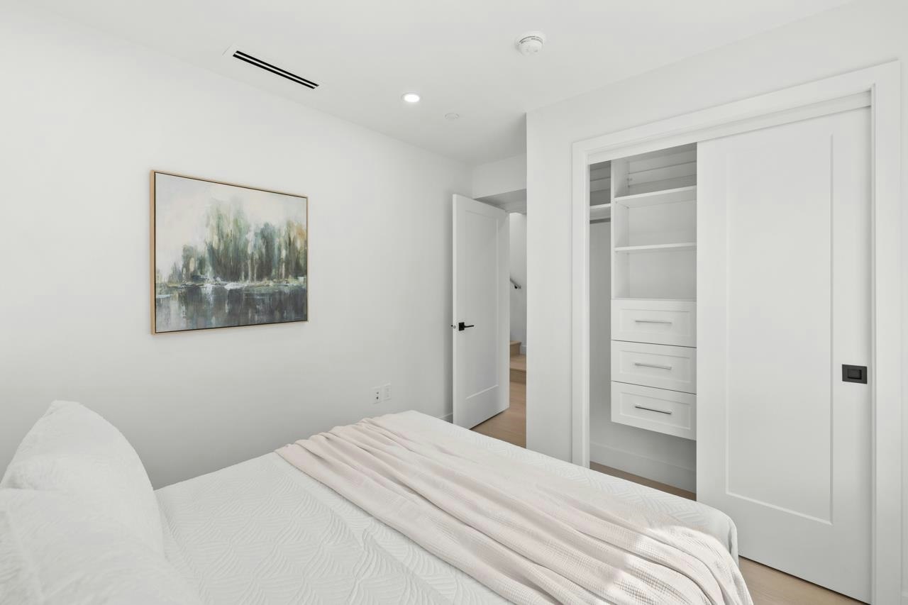 102-2137 E Pender Street, Vancouver, BC, V5L 1X3 - 17