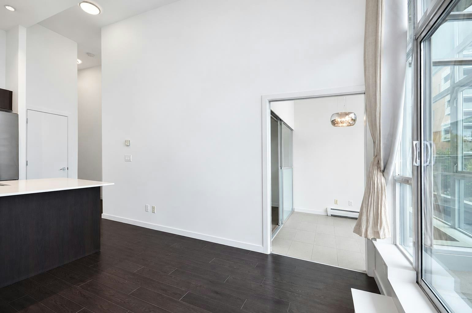 205-1708 Columbia Street, Vancouver, BC, V5Y 0H7 - 8