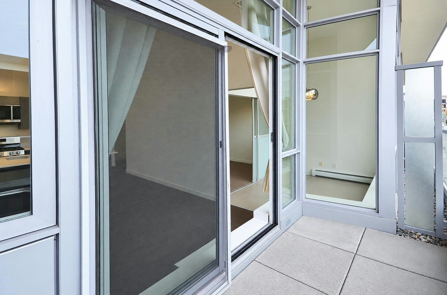 205-1708 Columbia Street, Vancouver, BC, V5Y 0H7 - 11