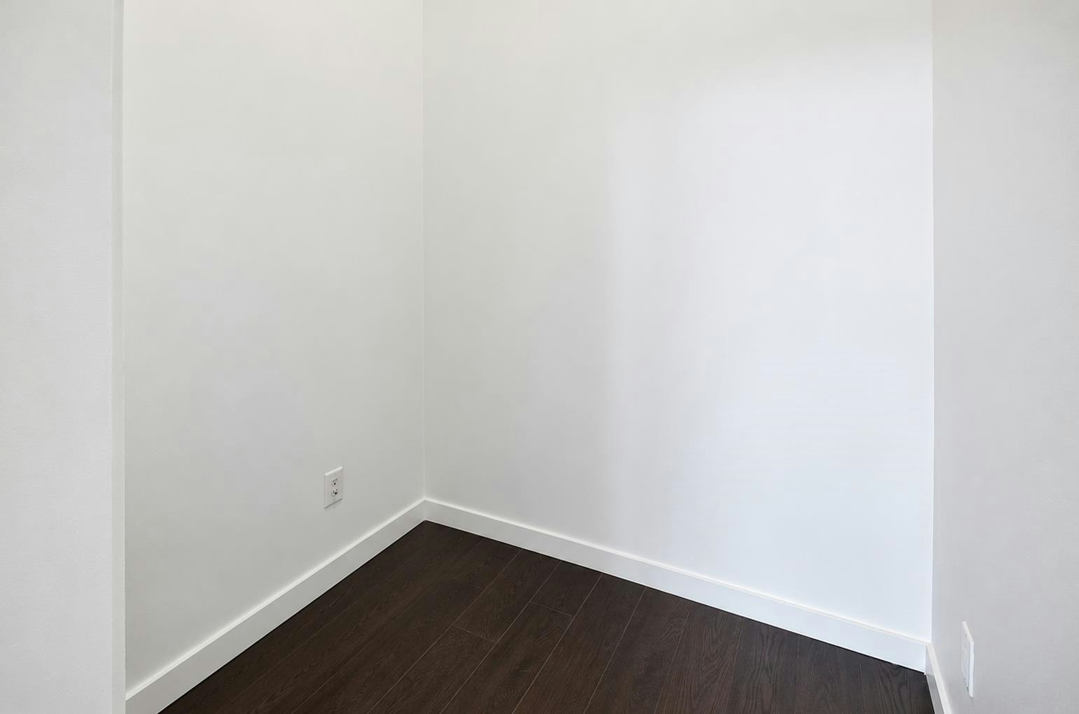 205-1708 Columbia Street, Vancouver, BC, V5Y 0H7 - 5