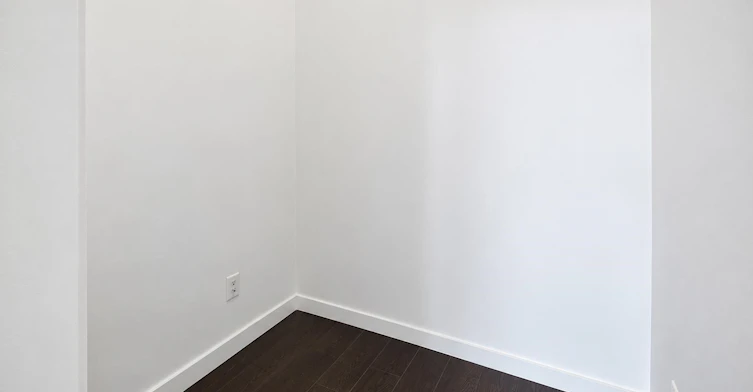 205-1708 Columbia Street, Vancouver, BC, V5Y 0H7 - 5