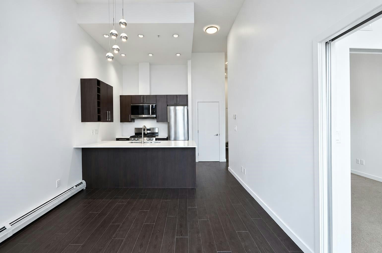 205-1708 Columbia Street, Vancouver, BC, V5Y 0H7 - 9