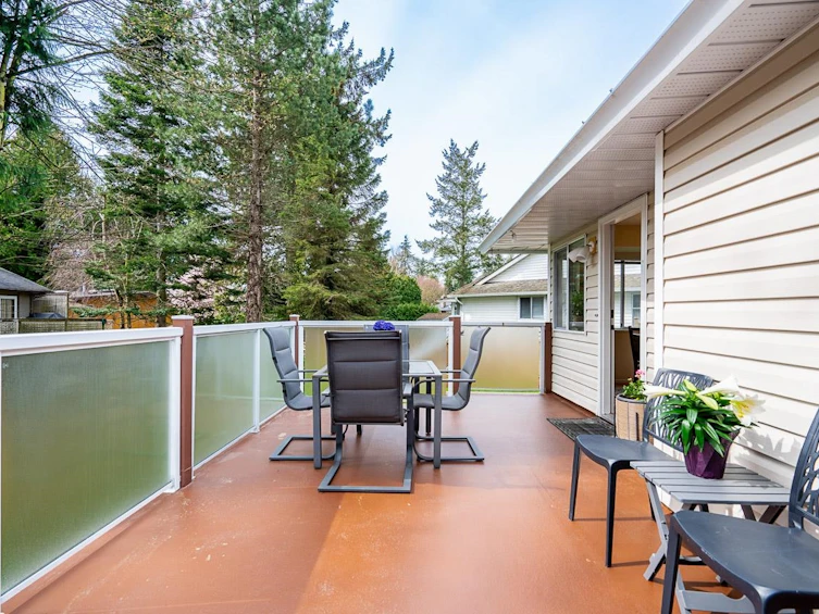 13560 15a Avenue, Surrey, BC, V4A 8Z9 - 11
