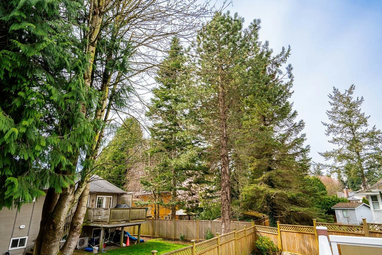 13560 15a Avenue, Surrey, BC, V4A 8Z9 - 12