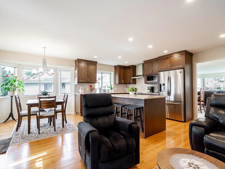 13560 15a Avenue, Surrey, BC, V4A 8Z9 - 14