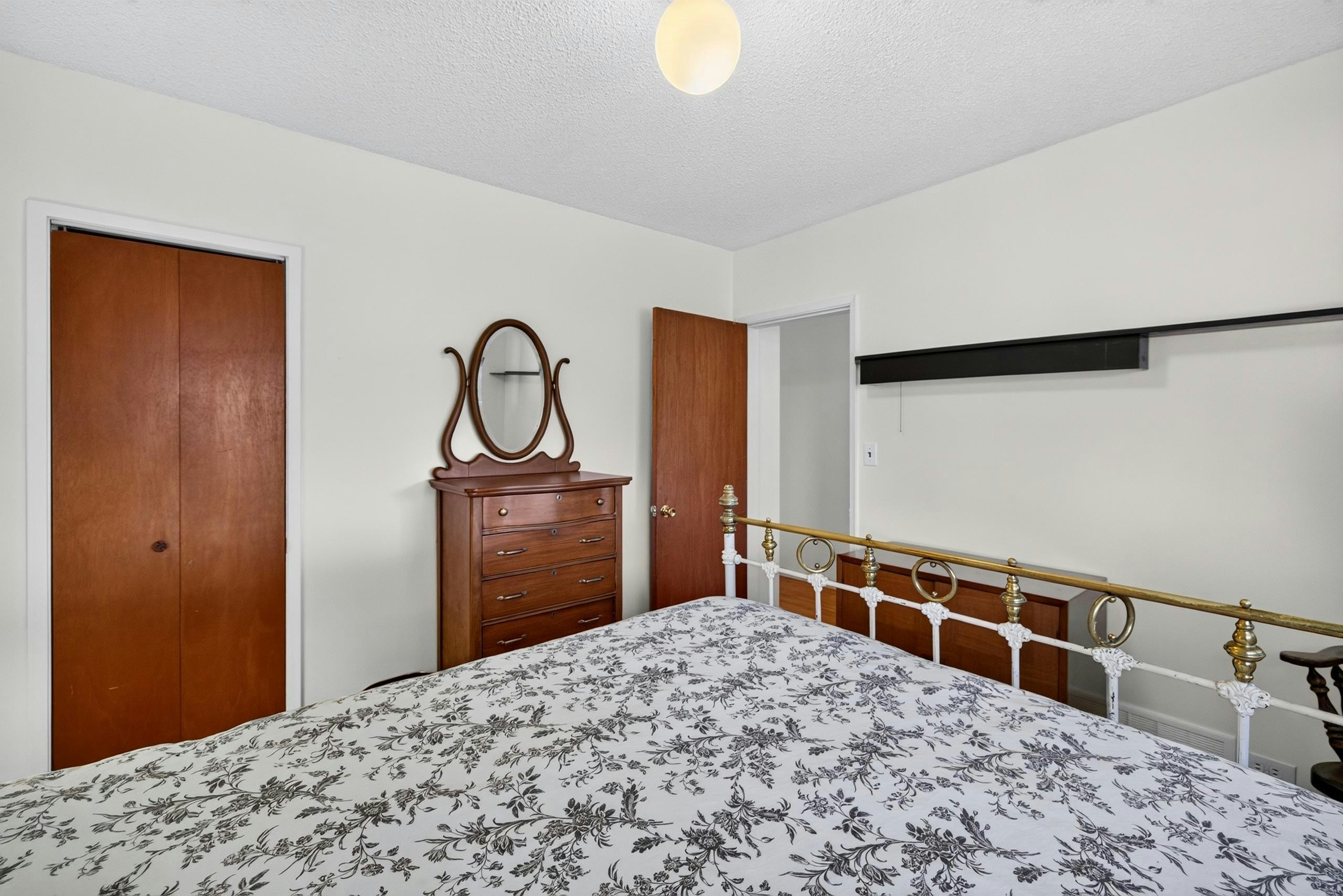 12614 102 Avenue, Surrey, BC, V3V 3E4 - 18