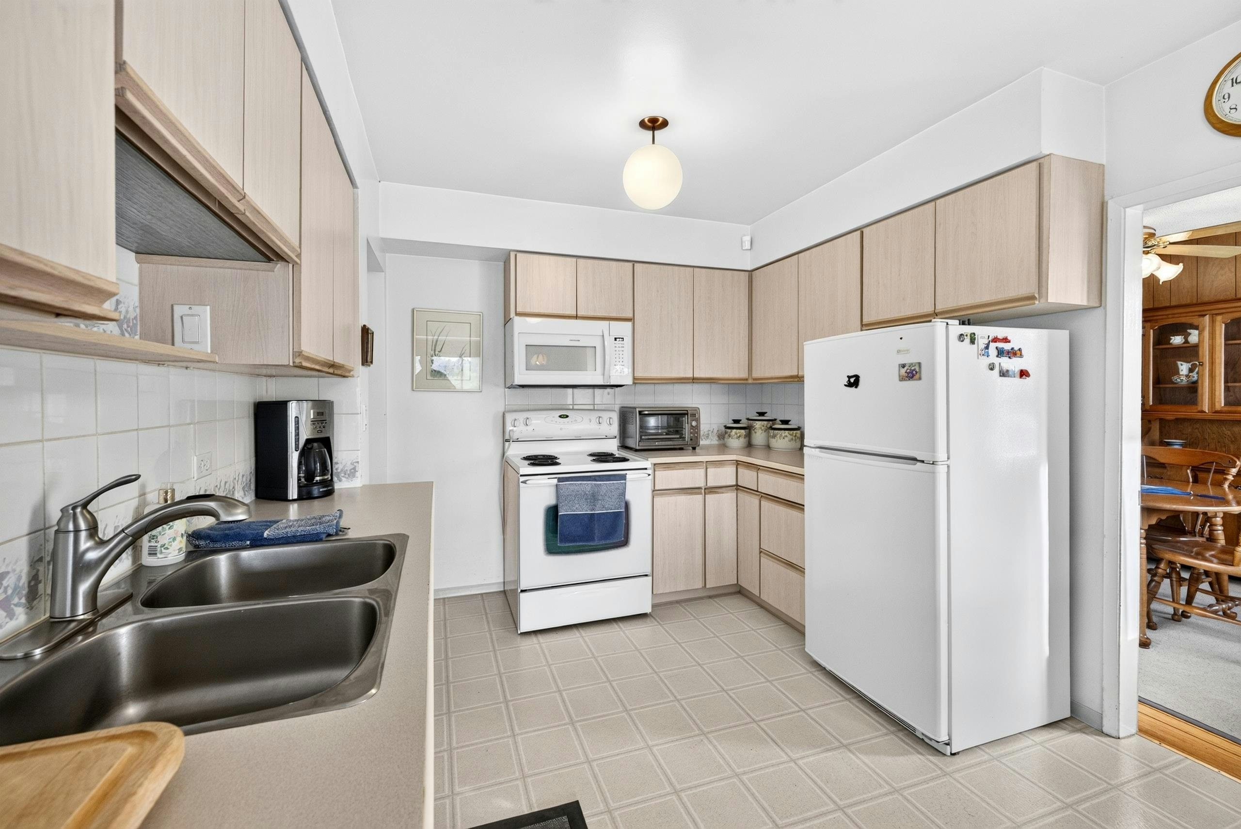 12614 102 Avenue, Surrey, BC, V3V 3E4 - 9