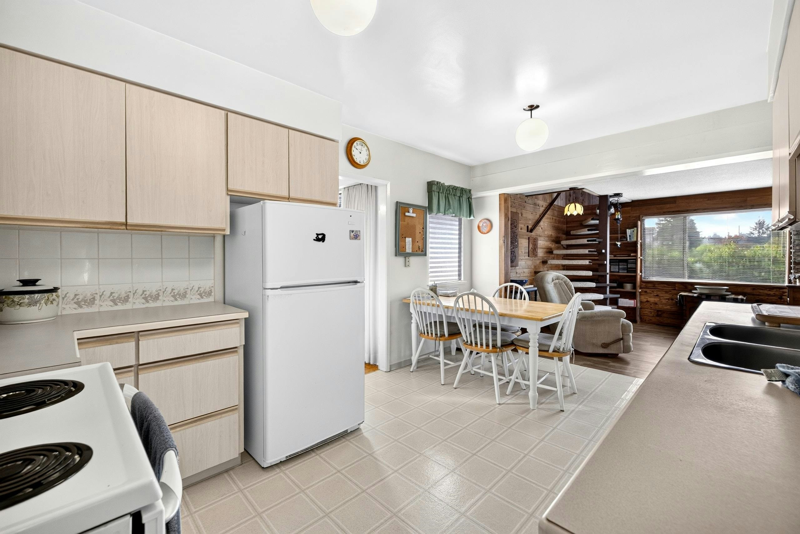 12614 102 Avenue, Surrey, BC, V3V 3E4 - 8