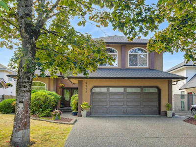 9117 207b Street - 2