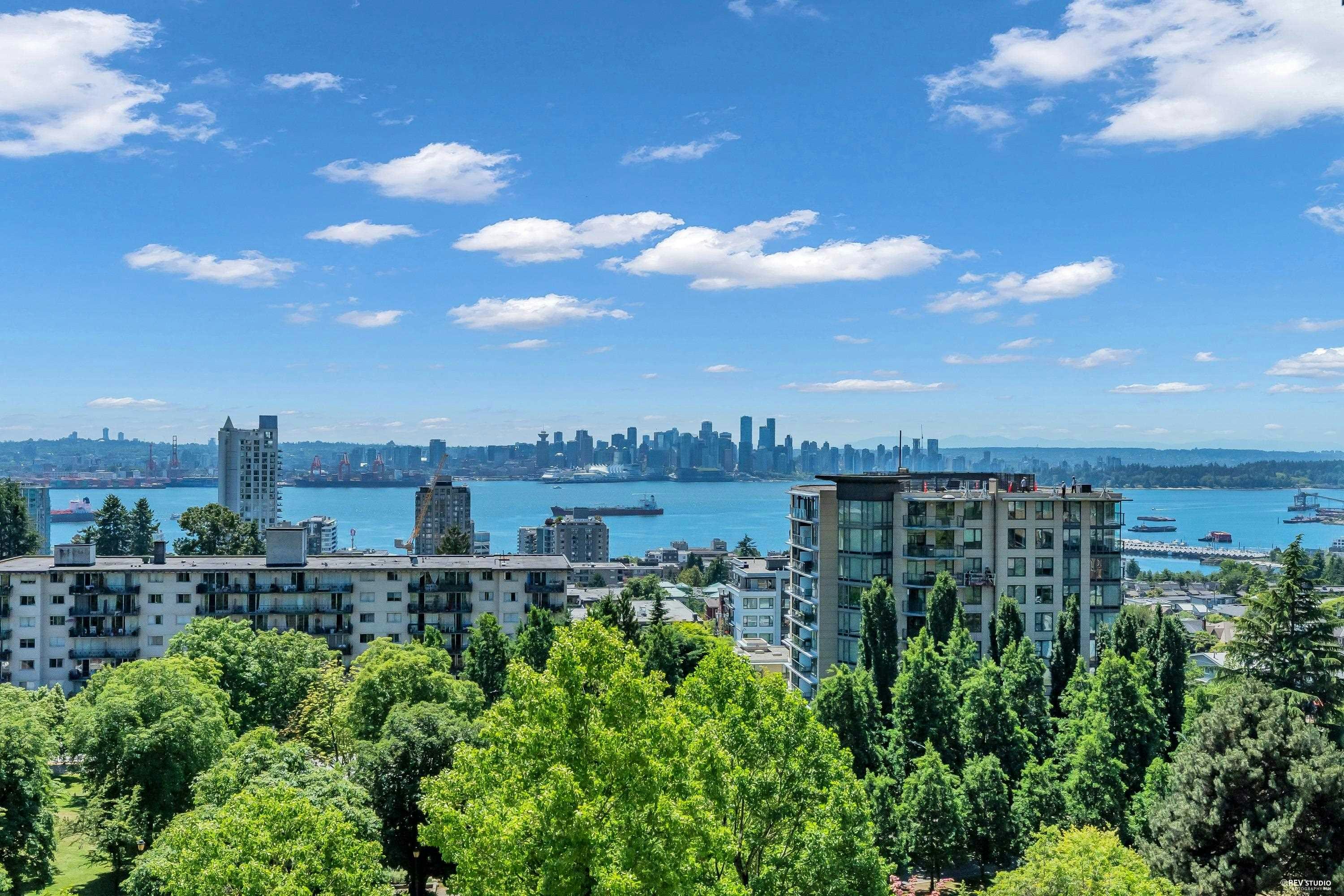 802-160 W Keith Road, North Vancouver, BC, V7M 3M2