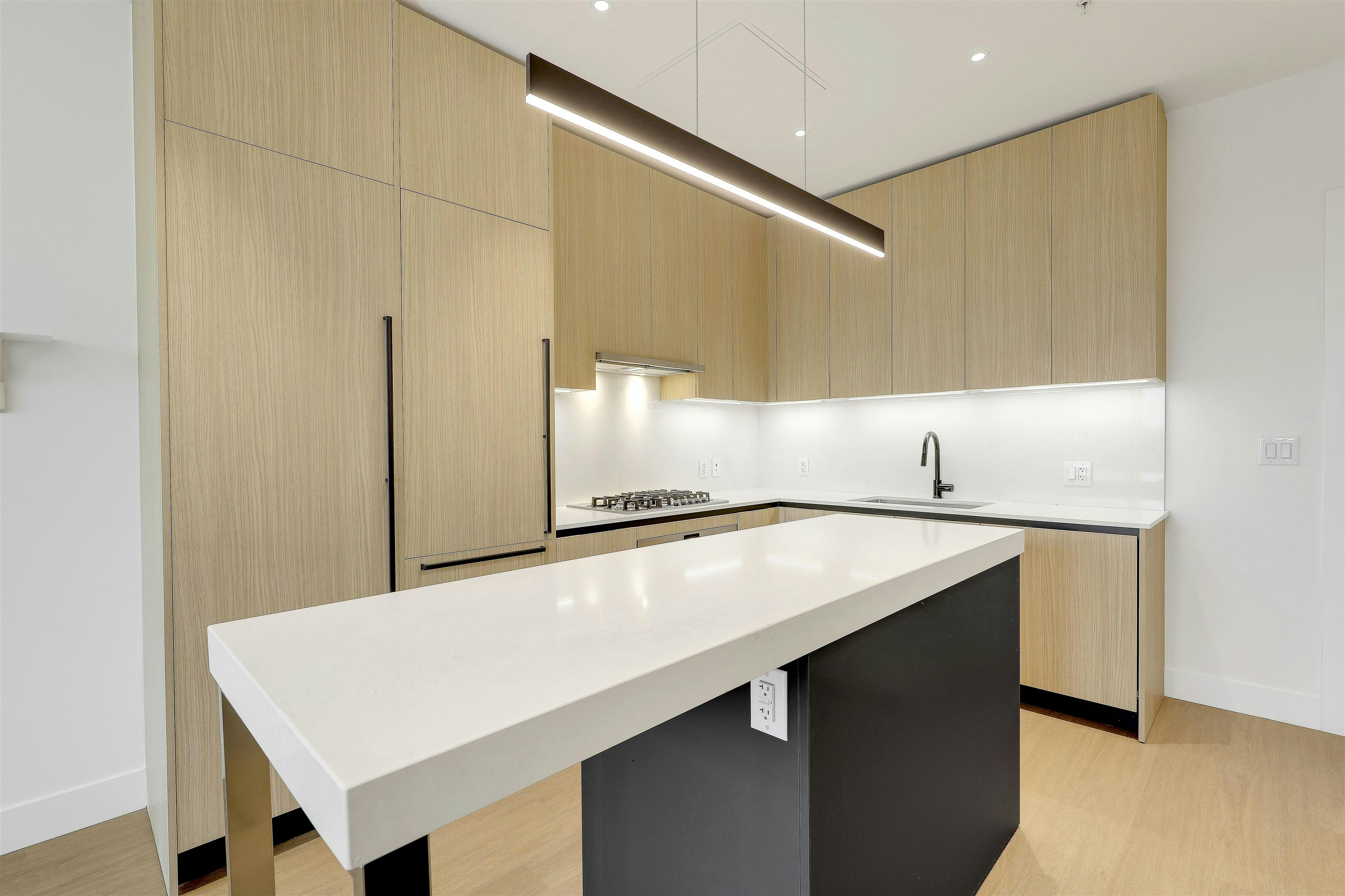 604-2235 Broadway, Vancouver, BC, V5N 0J5 - 9