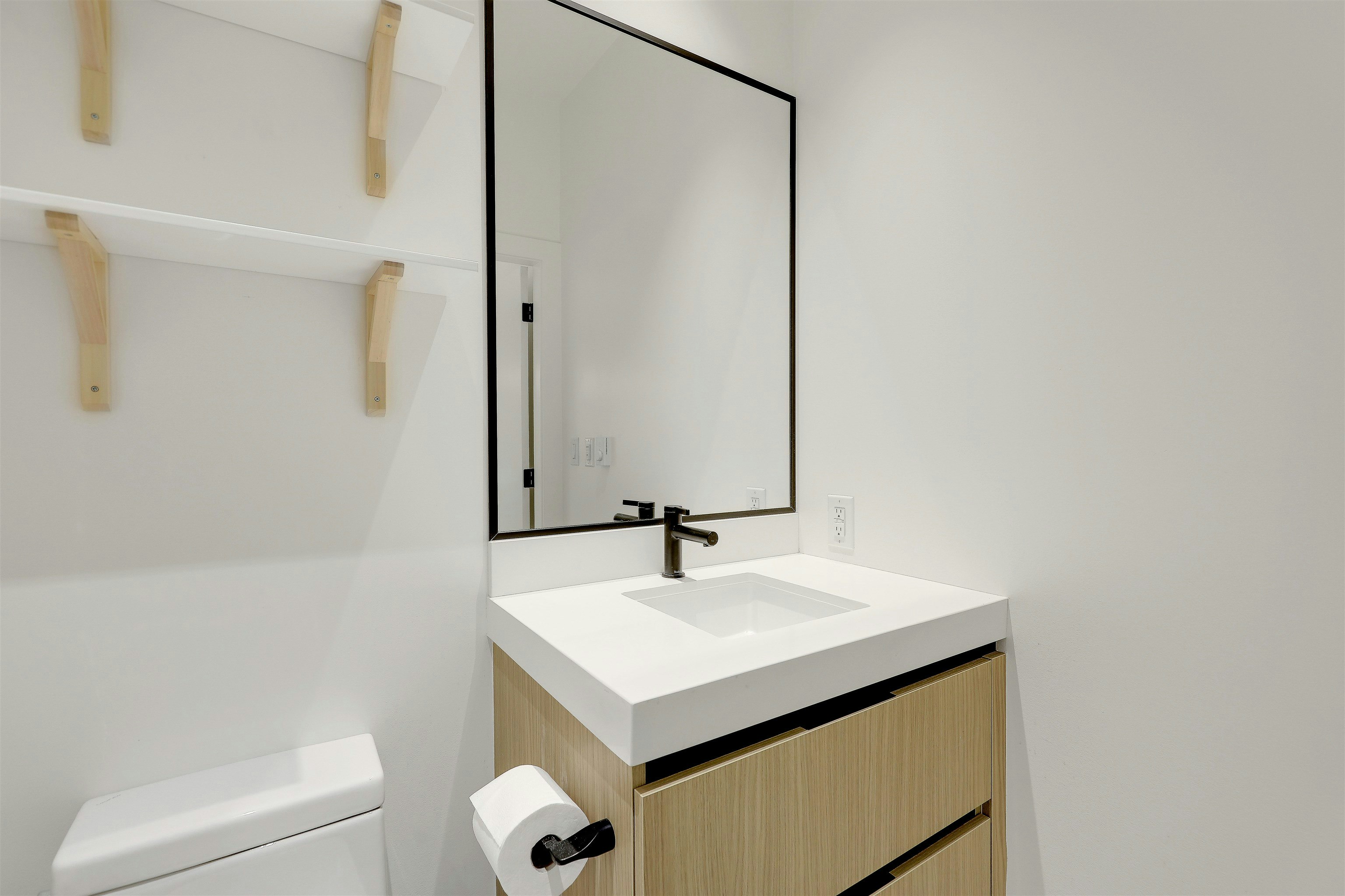 604-2235 Broadway, Vancouver, BC, V5N 0J5 - 30