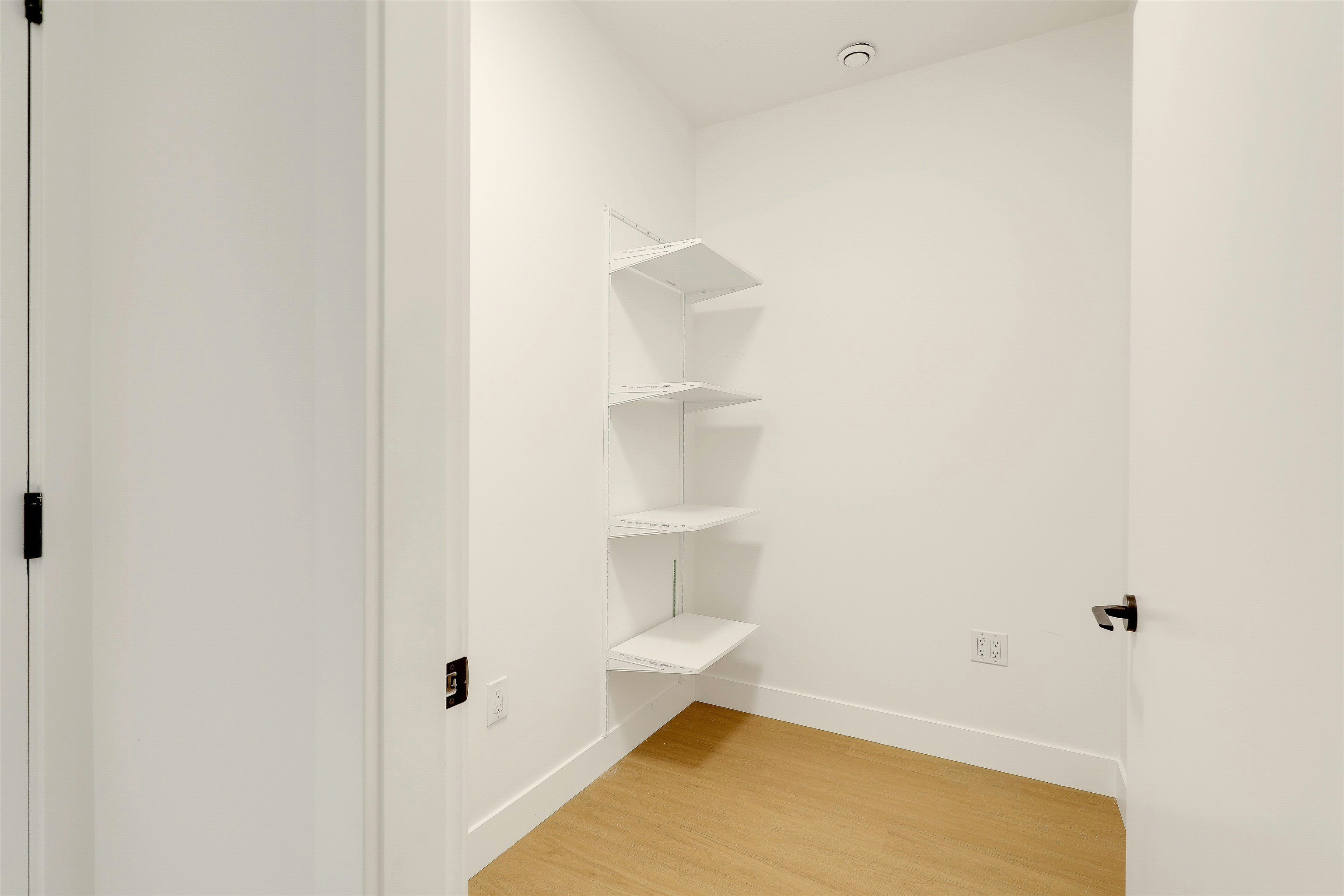 604-2235 Broadway, Vancouver, BC, V5N 0J5 - 29