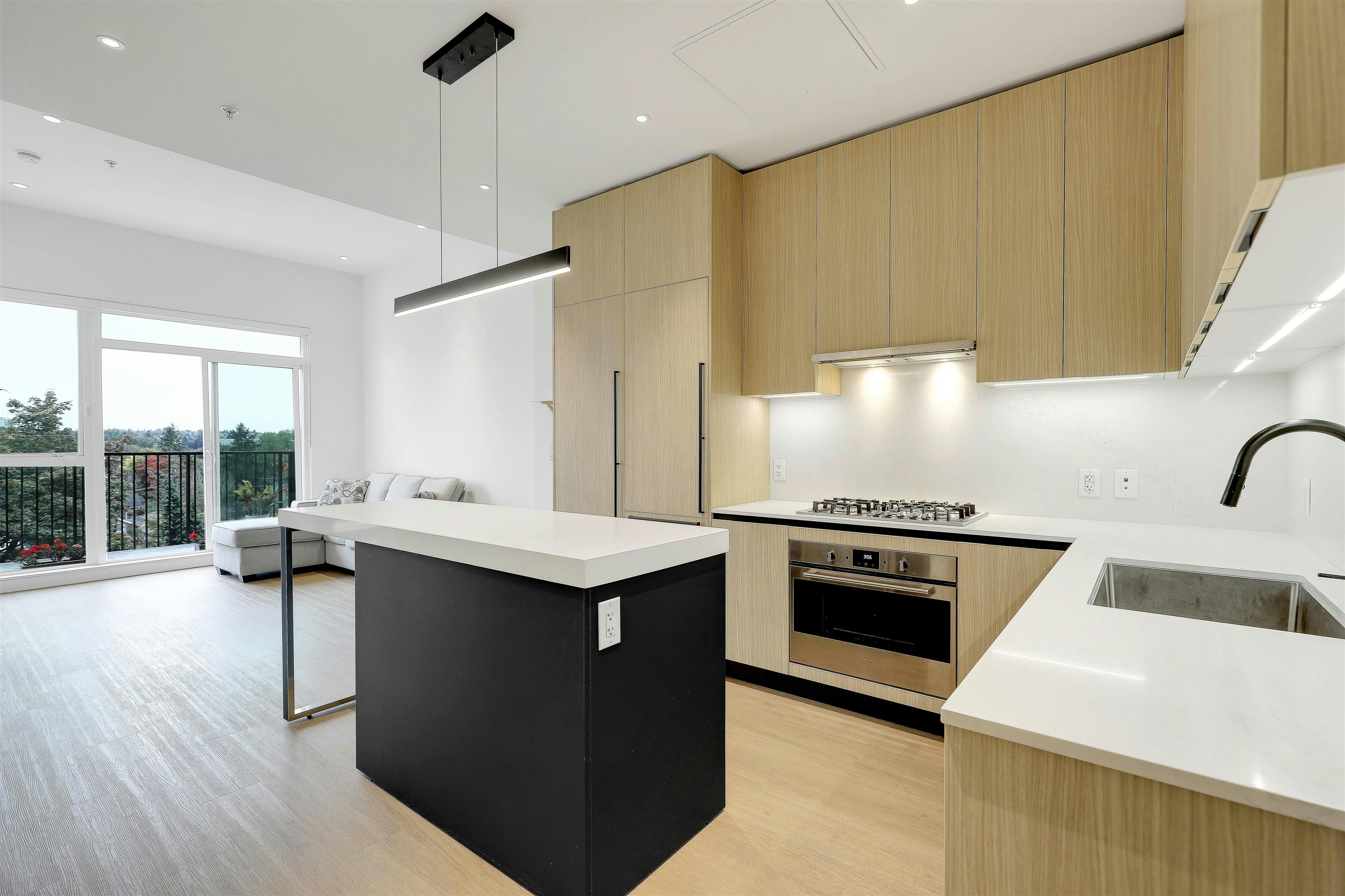 604-2235 Broadway, Vancouver, BC, V5N 0J5 - 8