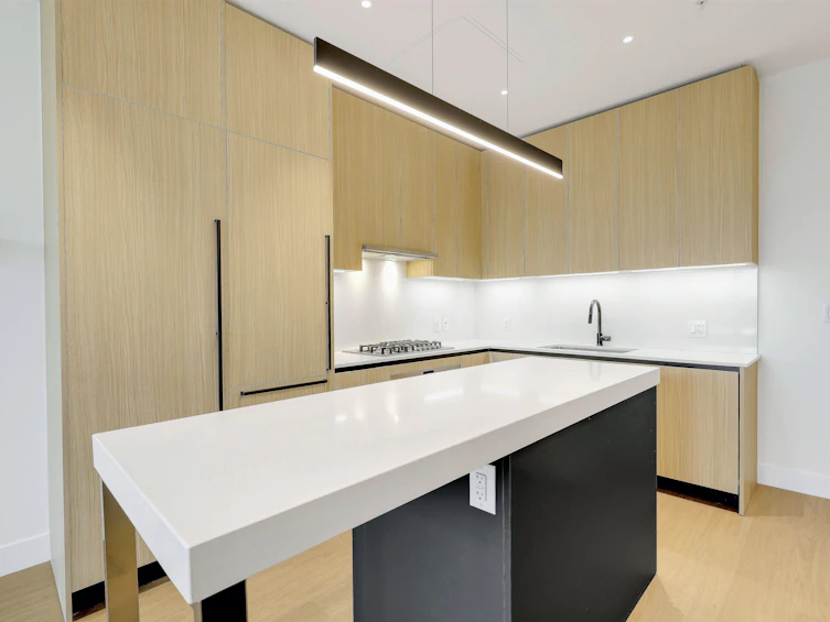 604-2235 Broadway, Vancouver, BC, V5N 0J5 - 4