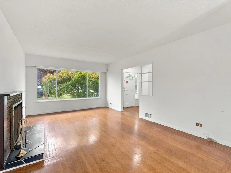 4656 Brentlawn Drive, Burnaby, BC, V5C 3V2 - 9