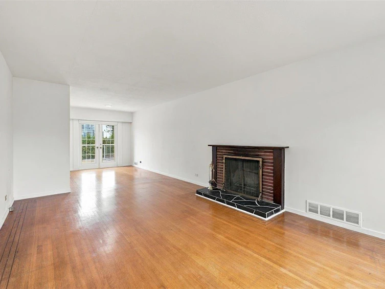 4656 Brentlawn Drive, Burnaby, BC, V5C 3V2 - 5