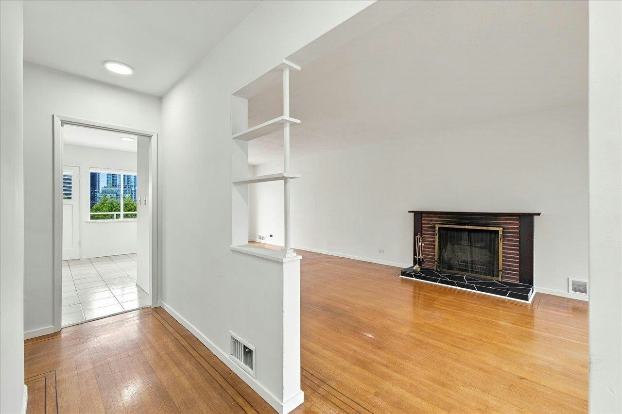 4656 Brentlawn Drive, Burnaby, BC, V5C 3V2 - 4