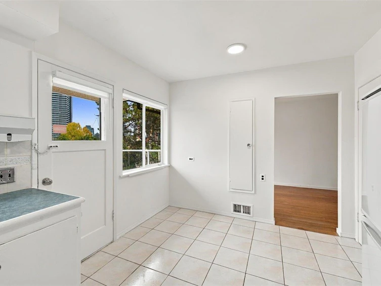 4656 Brentlawn Drive, Burnaby, BC, V5C 3V2 - 16