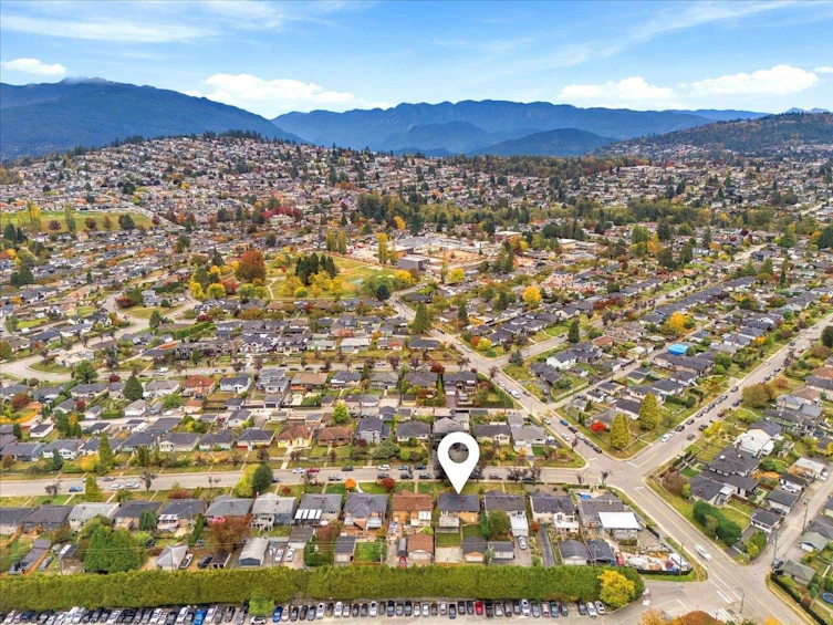 4656 Brentlawn Drive, Burnaby, BC, V5C 3V2 - 40