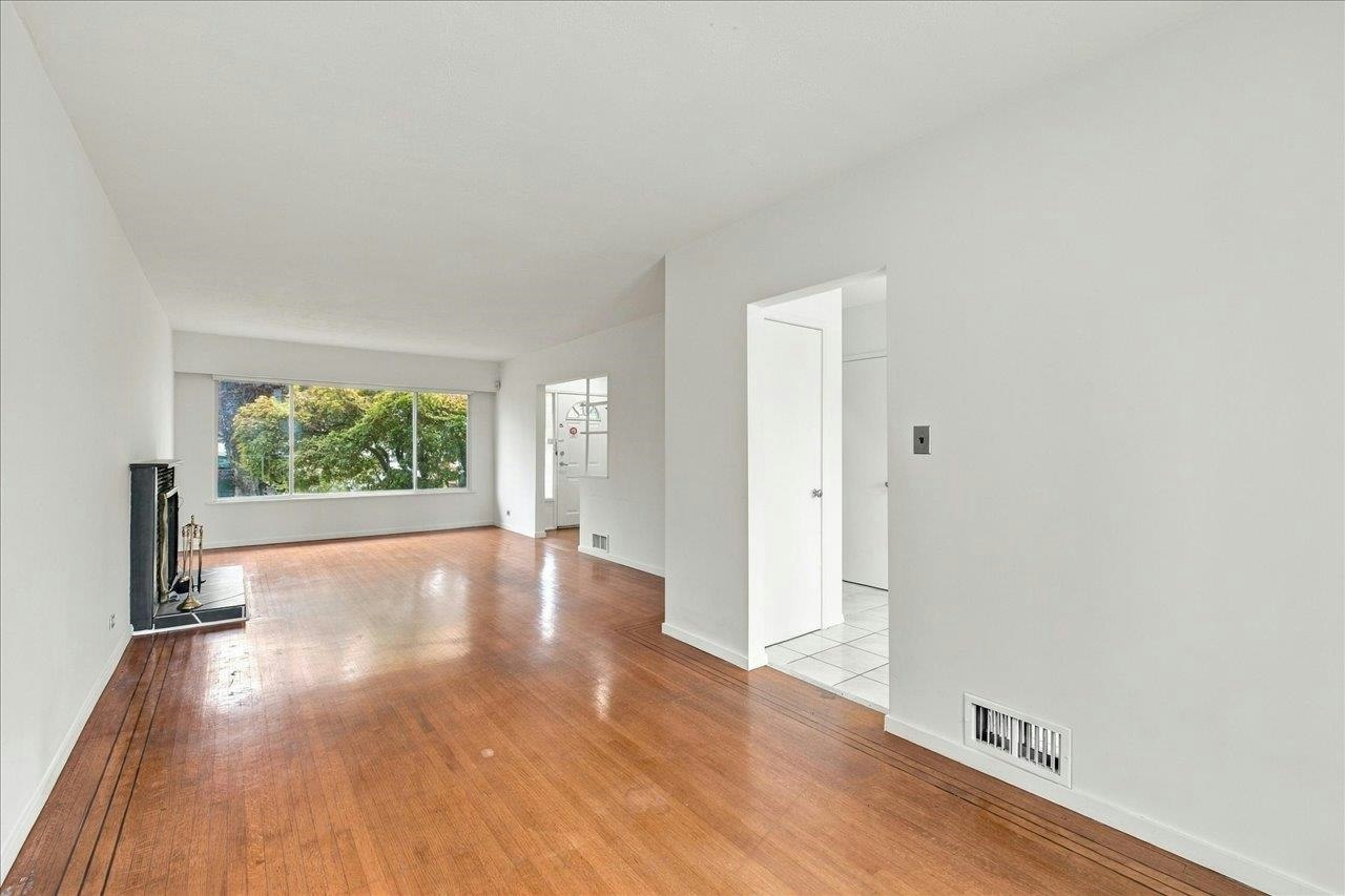 4656 Brentlawn Drive, Burnaby, BC, V5C 3V2 - 12