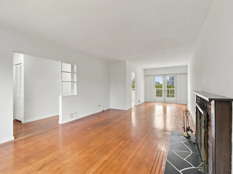 4656 Brentlawn Drive, Burnaby, BC, V5C 3V2 - 6