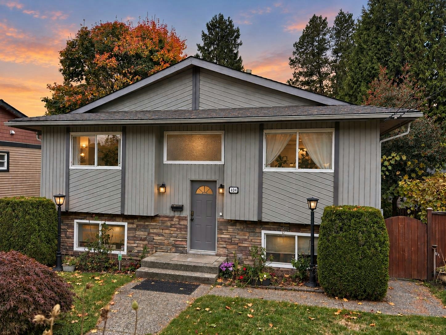 404 Mundy Street, Coquitlam, BC, V3K 5N1