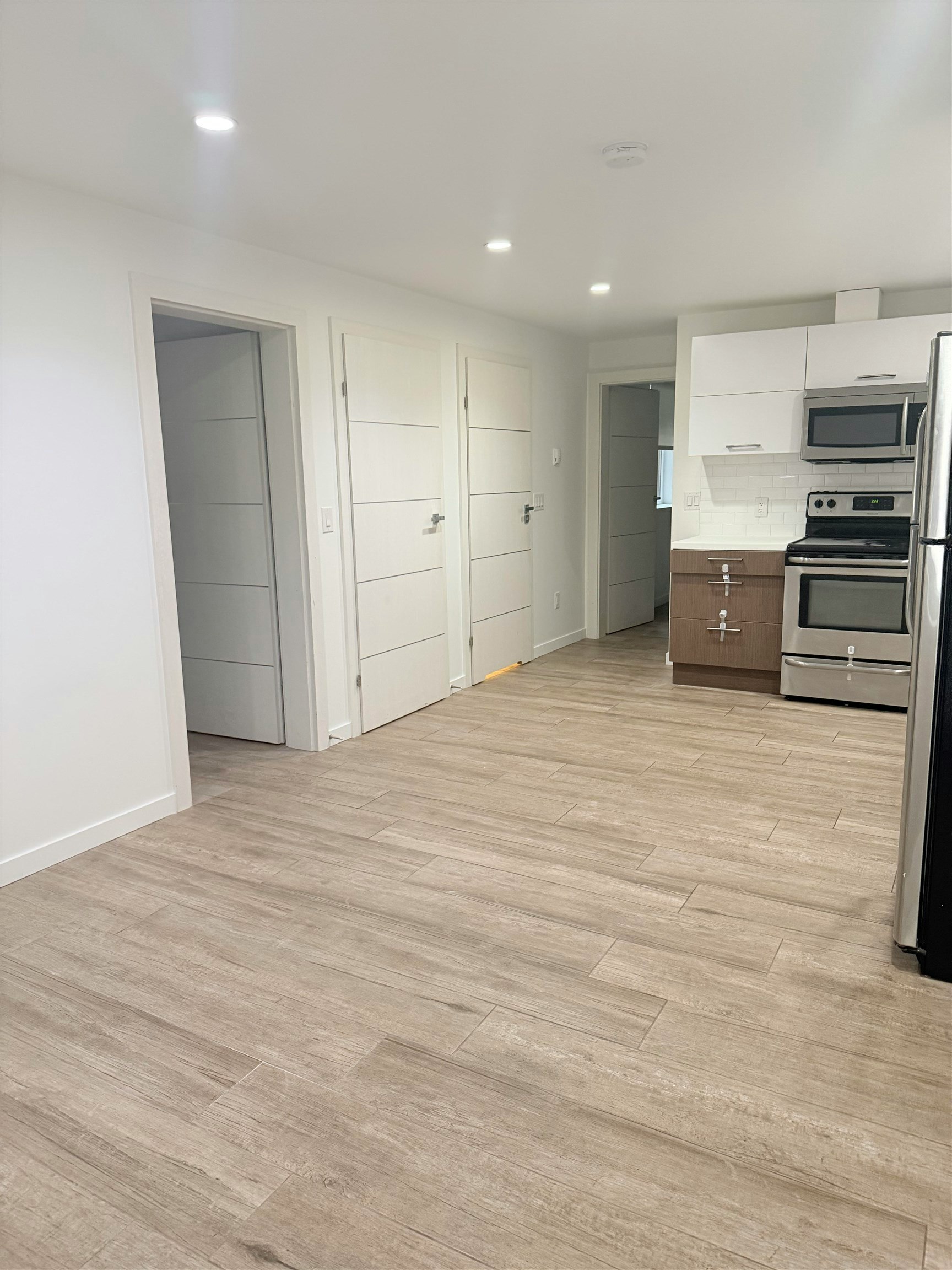 BSMT-2150 Kugler Avenue, Coquitlam, BC, V3K 2S6 - 11