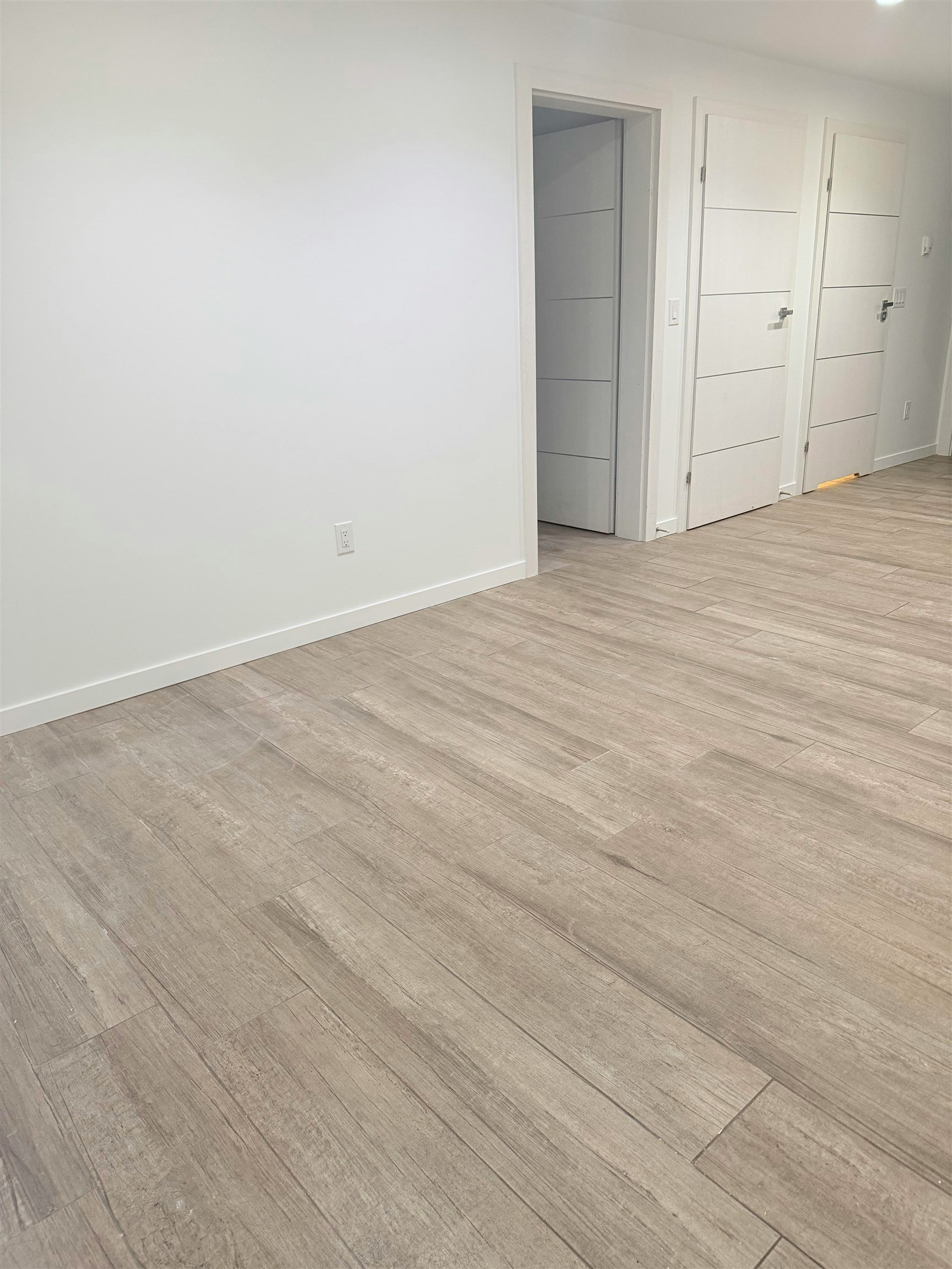 BSMT-2150 Kugler Avenue, Coquitlam, BC, V3K 2S6 - 10