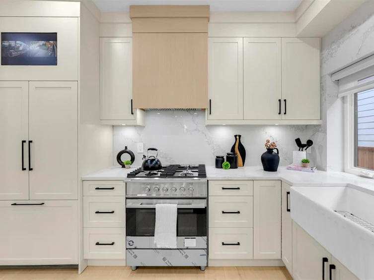 1-2888 E 6th Ave Avenue, Vancouver, BC, V5M 1R8 - 10