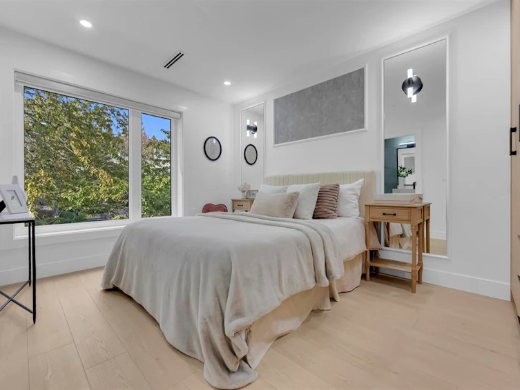 1-2888 E 6th Ave Avenue, Vancouver, BC, V5M 1R8 - 13