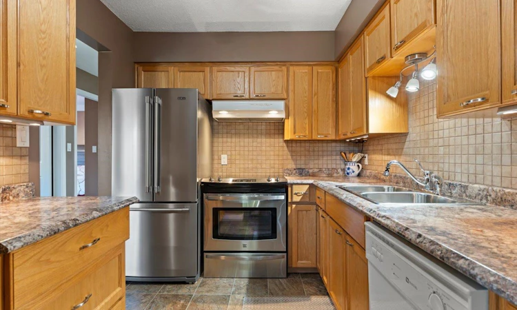 106-32885 George Ferguson Way