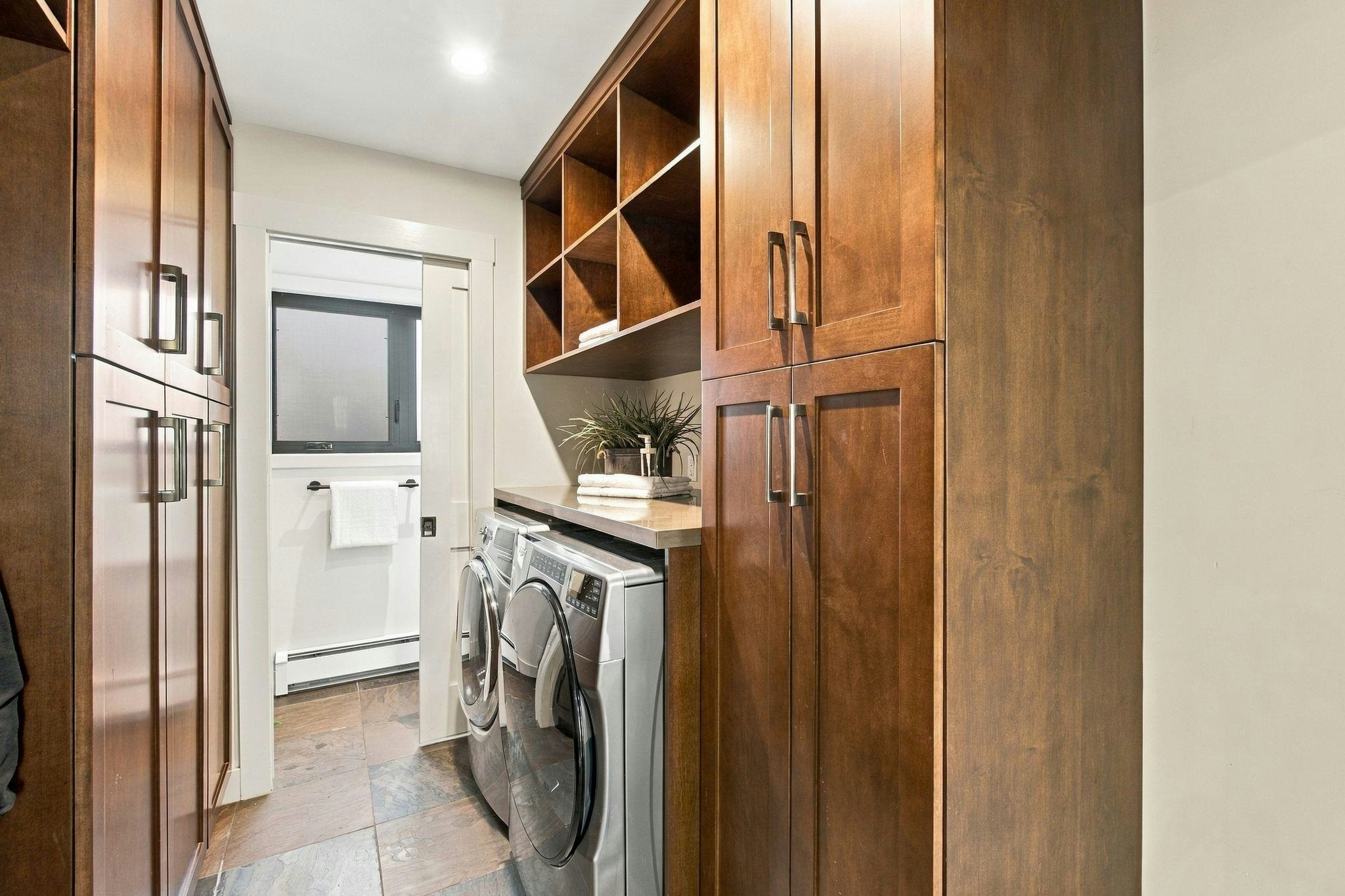 1383 Charter Hill Drive, Coquitlam, BC, V3E 1P1 - 25
