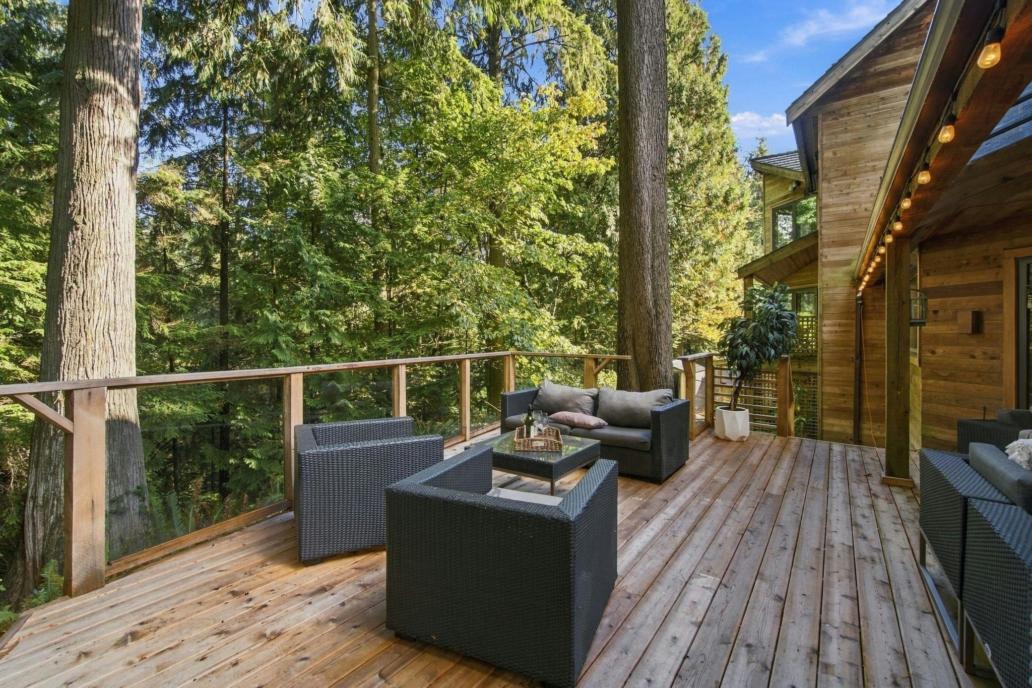 1383 Charter Hill Drive, Coquitlam, BC, V3E 1P1 - 28